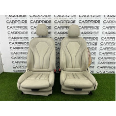 Передні сидіння