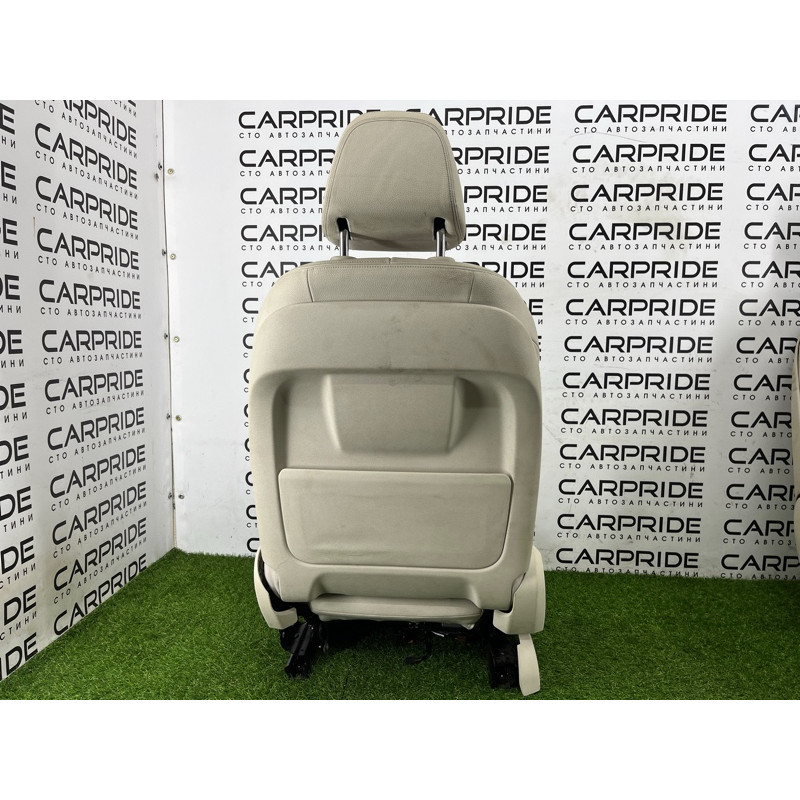 Передні сидіння (салон) BMW 5-series G30 2017 2.0 B46B20 52107363143