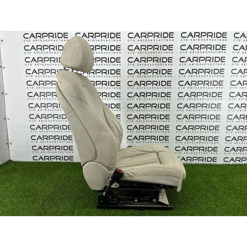 Передні сидіння (салон) BMW 5-series G30 2017 2.0 B46B20 52107363143