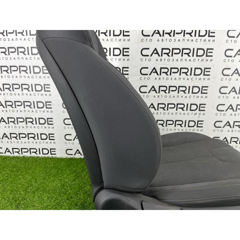 Передние сидения (салон) Hyundai Santa Fe TM 2019 2.4GDI 88200S2010PTH