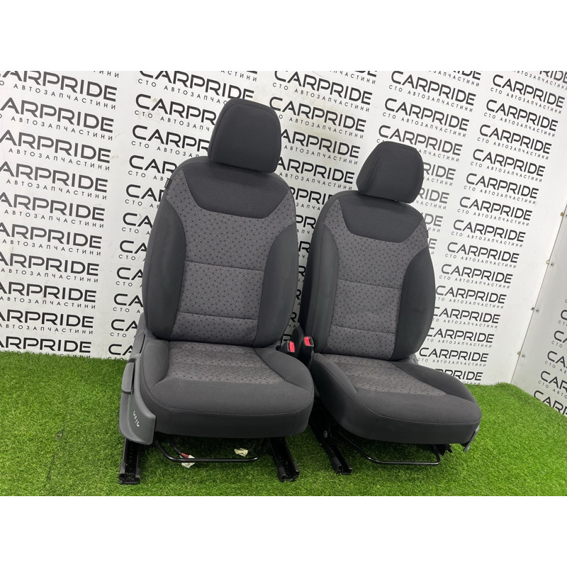 Передние сидения (салон) Hyundai Ioniq AE 2019 Electro 88300G7061SHD