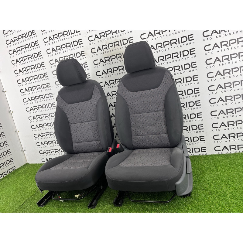 Передние сидения (салон) Hyundai Ioniq AE 2019 Electro 88300G7061SHD