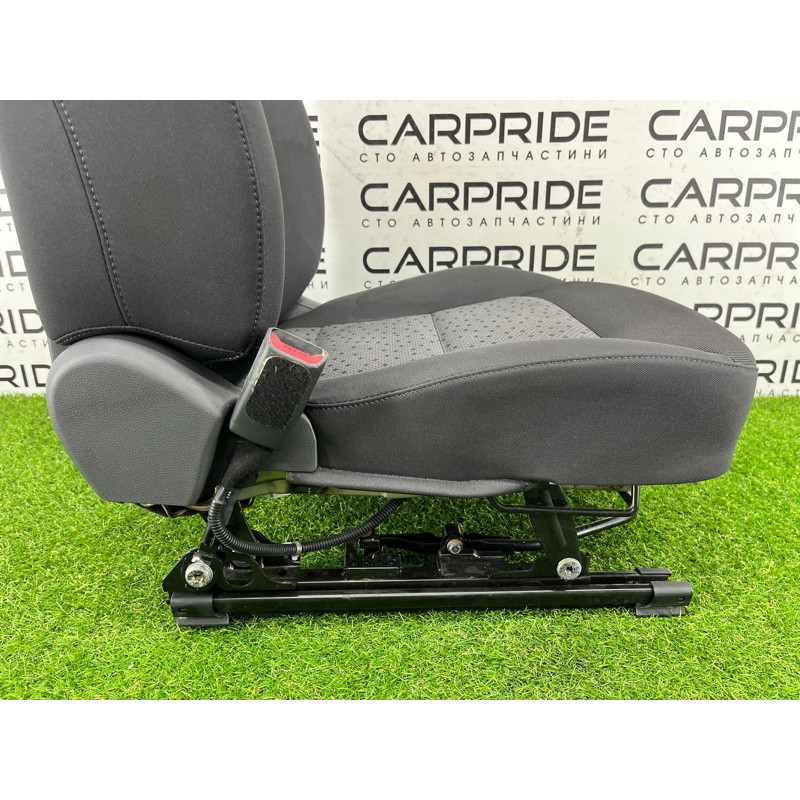 Передние сидения (салон) Hyundai Ioniq AE 2019 Electro 88300G7061SHD