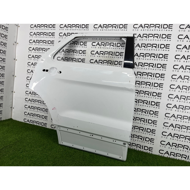 Дверь голая (наружные элементы кузова) Ford Explorer MK5 2017 3.7 FB5Z-7824630-A