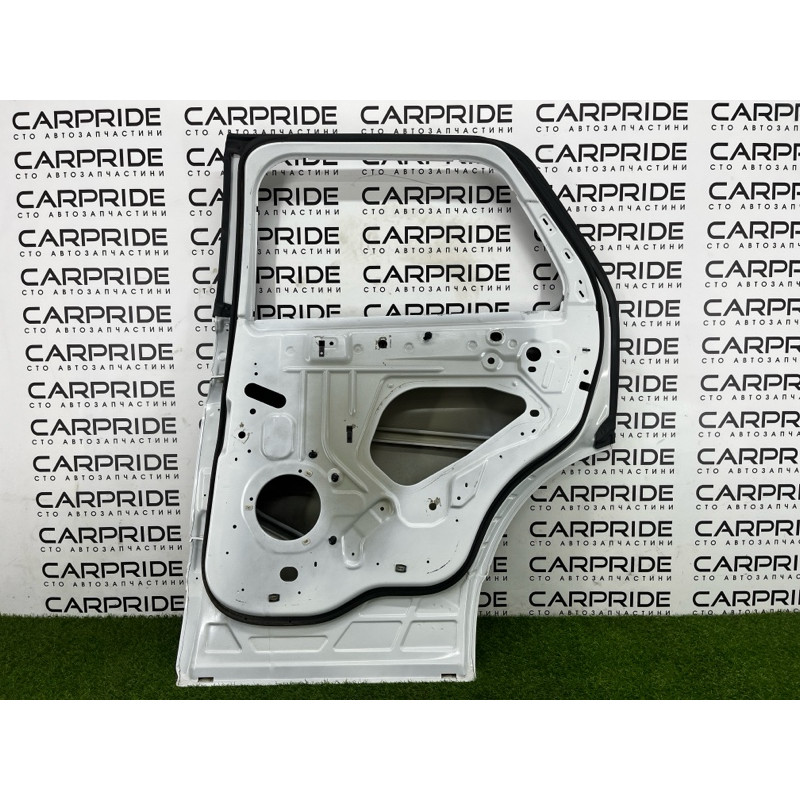 Дверь голая (наружные элементы кузова) Ford Explorer MK5 2017 3.7 FB5Z-7824630-A