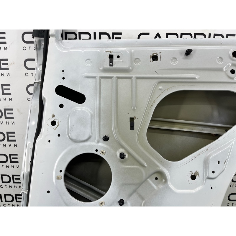 Дверь голая (наружные элементы кузова) Ford Explorer MK5 2017 3.7 FB5Z-7824630-A