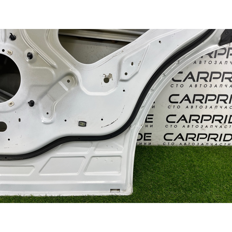 Дверь голая (наружные элементы кузова) Ford Explorer MK5 2017 3.7 FB5Z-7824630-A