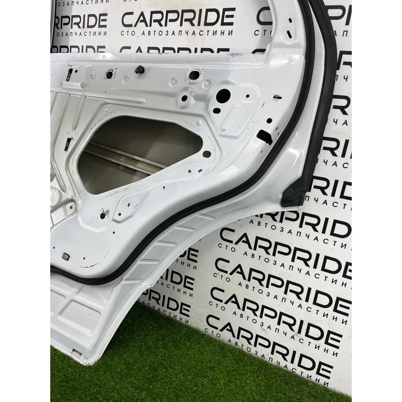 Дверь голая (наружные элементы кузова) Ford Explorer MK5 2017 3.7 FB5Z-7824630-A