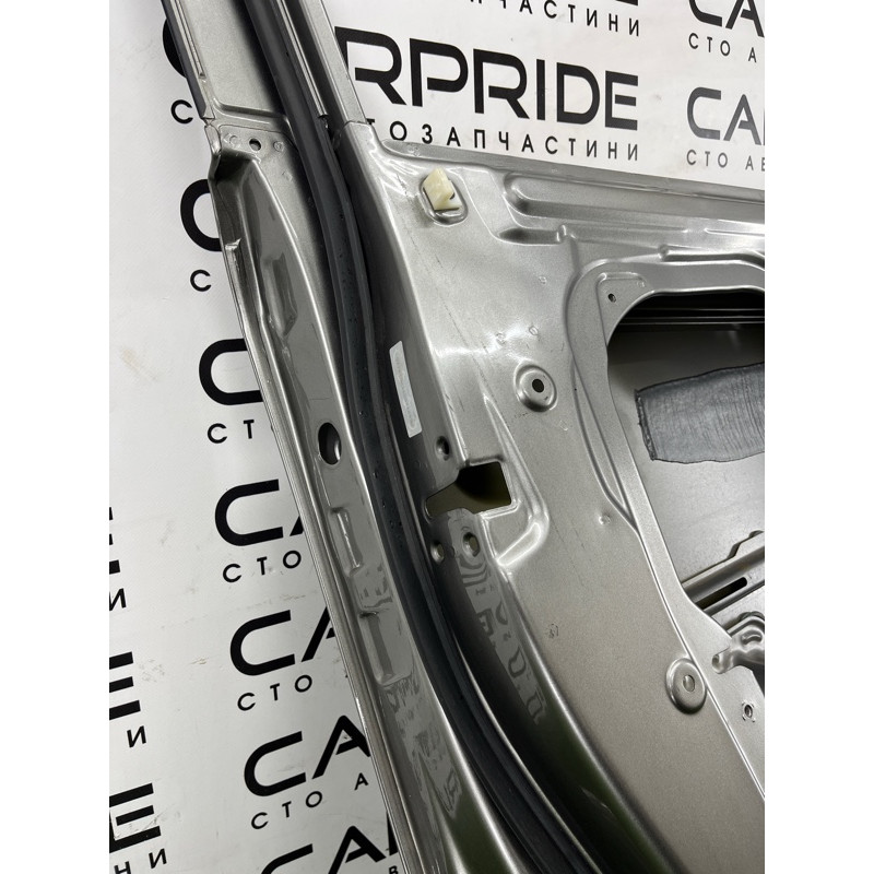 Дверь голая (наружные элементы кузова) KIA Sorento UM 2013 2.4 760031U010