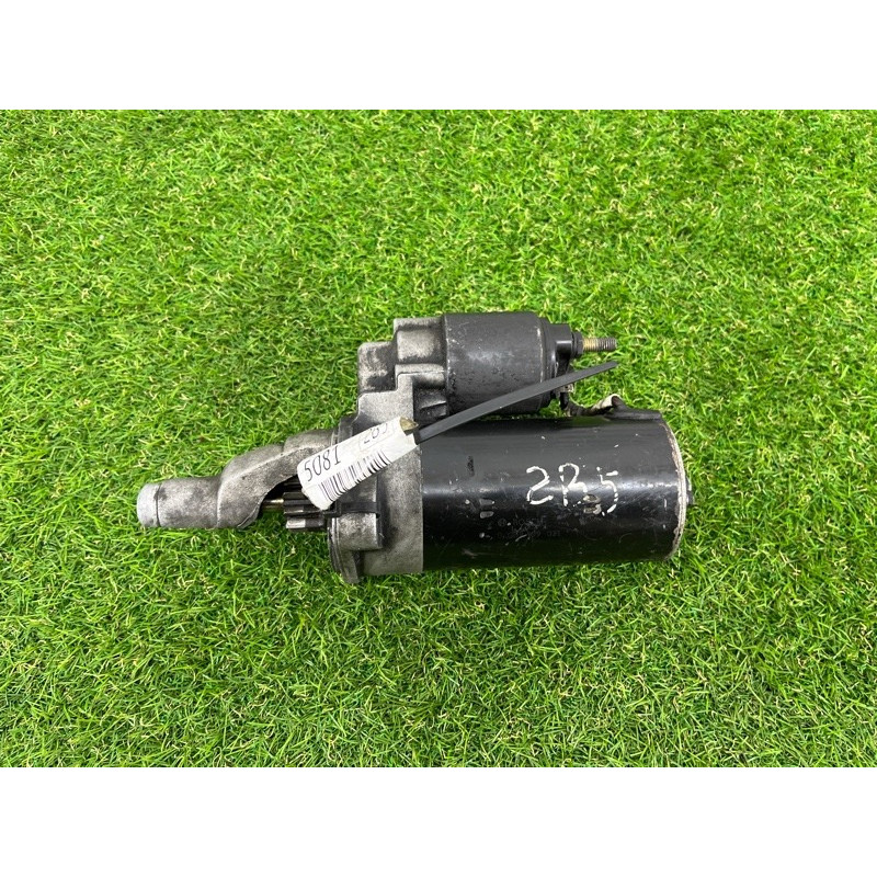 Стартер (электрика) Volkswagen Passat B5 2003 2.5 AKN 059911023H