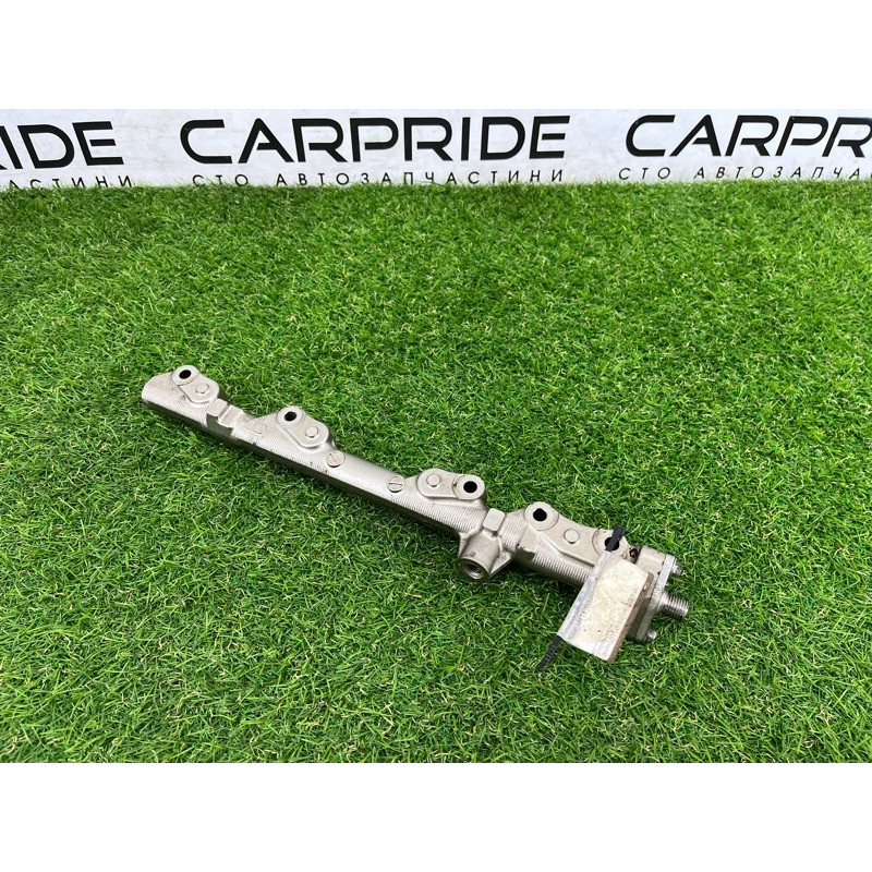 Паливна рампа (паливна система) Nissan Juke F15 2011 1.6 175211KC0A