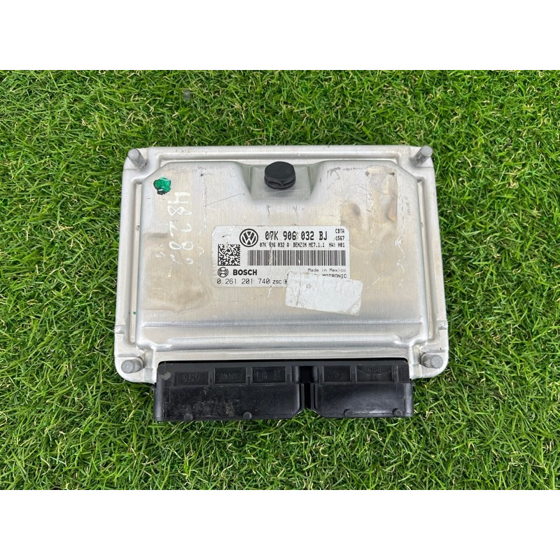 Блок управления двигателем (электрика / блок управления) Volkswagen Golf 1K 2.5 07K906032BJ