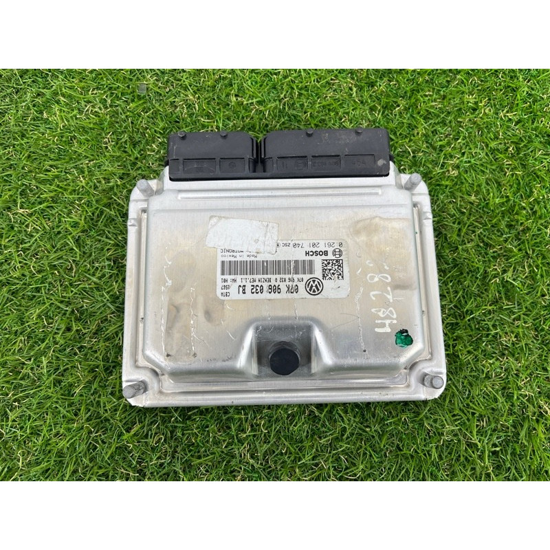 Блок управления двигателем (электрика / блок управления) Volkswagen Golf 1K 2.5 07K906032BJ