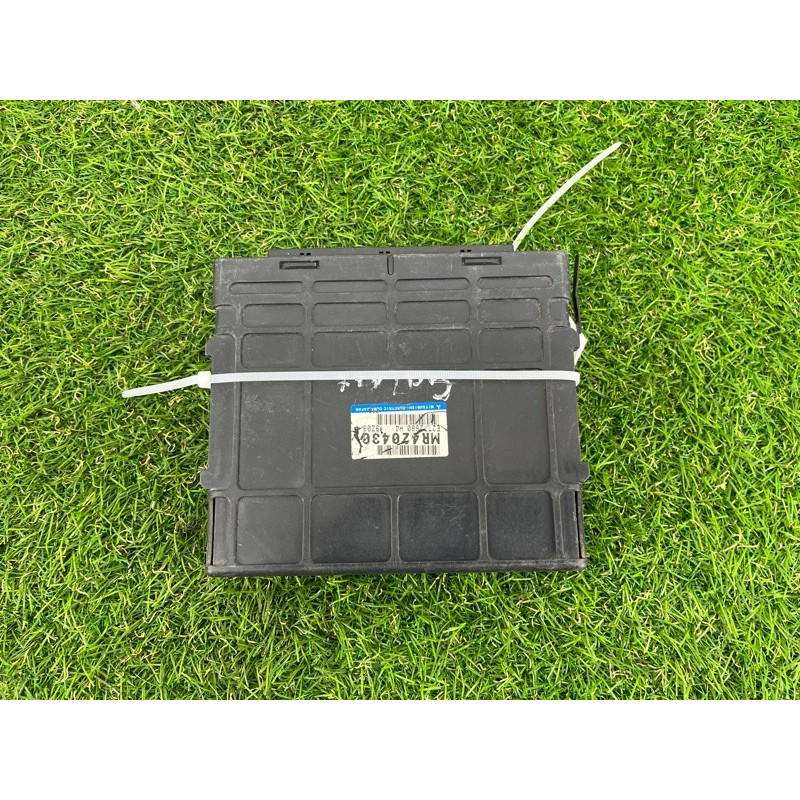 Блок управления двигателем (электрика / блок управления) Mitsubishi Galant 8 2.4GDI MR420430