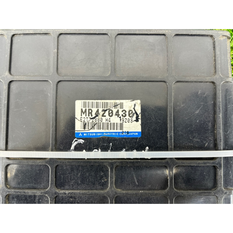 Блок управления двигателем (электрика / блок управления) Mitsubishi Galant 8 2.4GDI MR420430