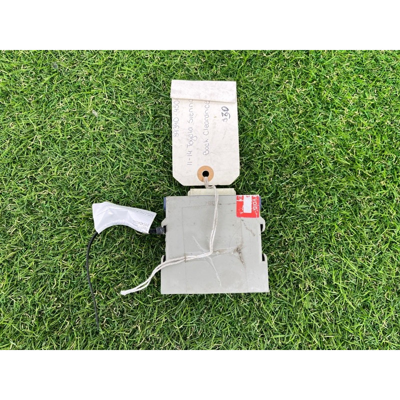 Блок управління парктрониками (електрика / блоки управління) Toyota Sienna XL30 2013 8934045060