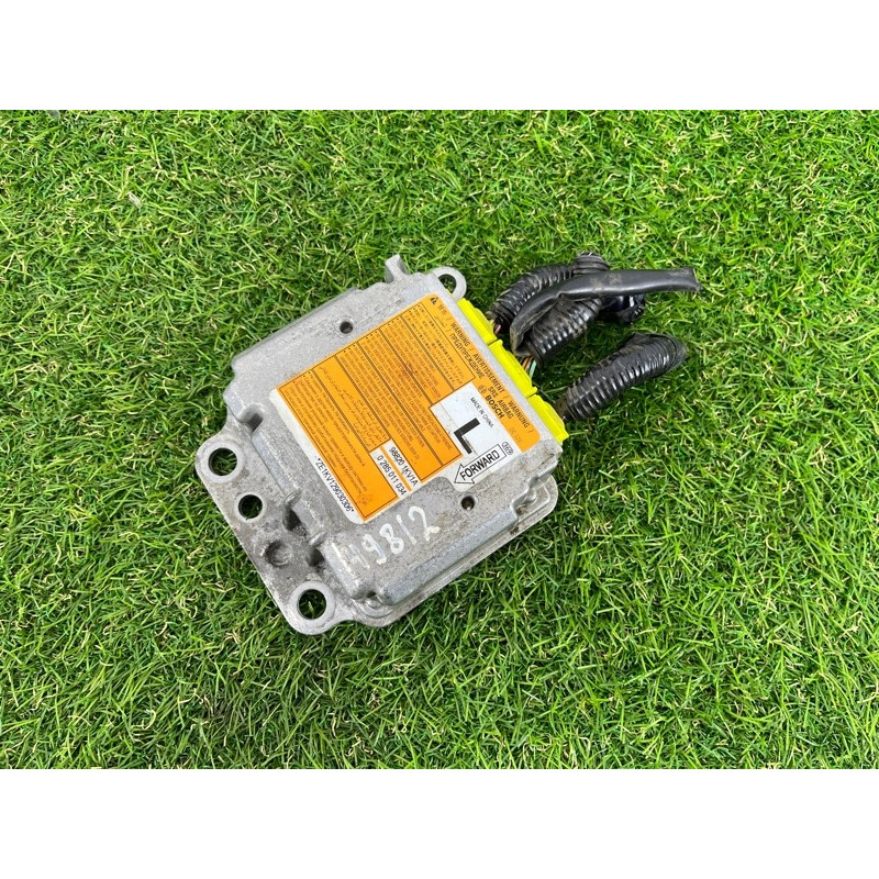 Блок управления airbag (airbag/безопасность) Nissan Juke F15 2013 1.6 K88201KV1A