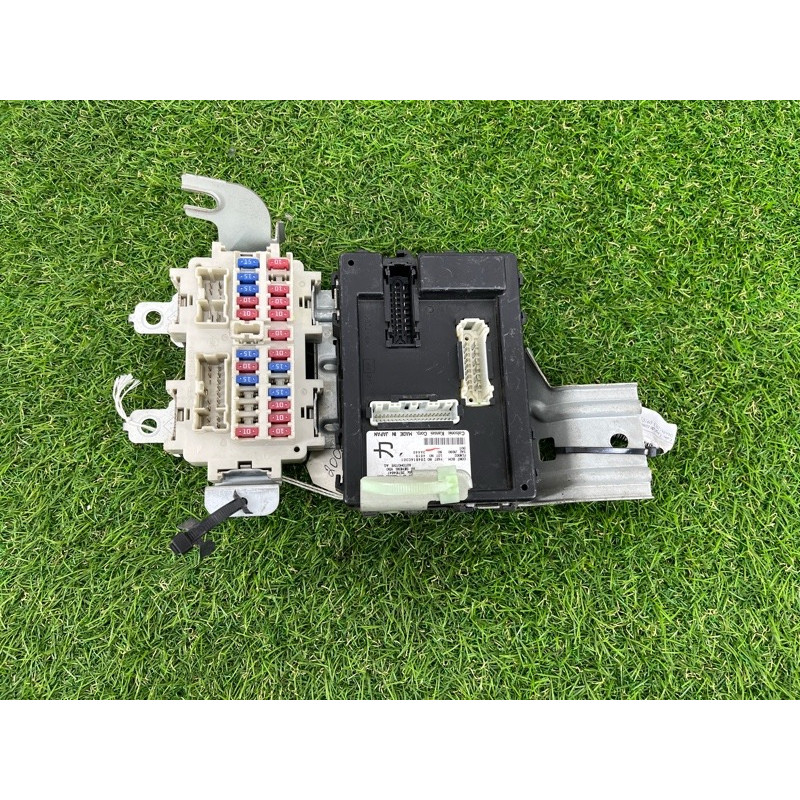 Модуль BCM (электрика / блок управления) Infiniti G35 2004 284B1AC301