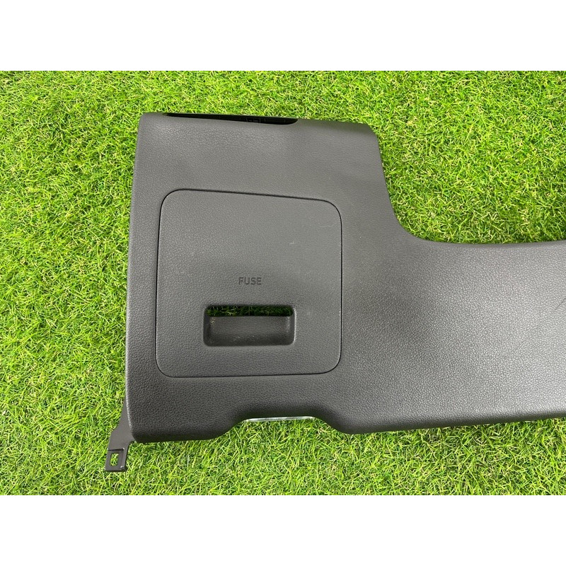 Накладка торпедо нижняя (салон) Hyundai Santa Fe TM 2019 2.4GDI 84750S2000NNB