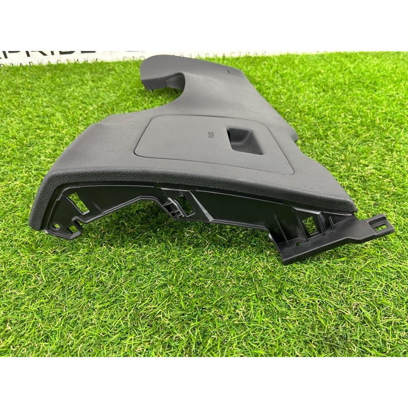 Накладка торпедо нижняя (салон) Hyundai Santa Fe TM 2019 2.4GDI 84750S2000NNB