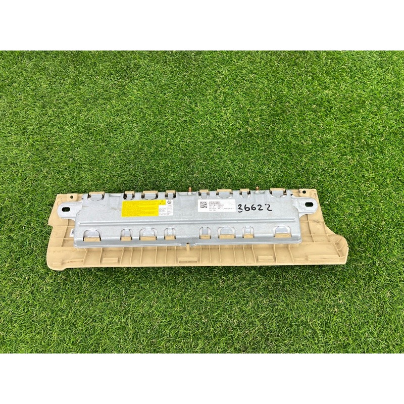 Airbag коленей (airbag/безопасность) BMW 5-series F10 2011 3.0 N55B30 72129181134