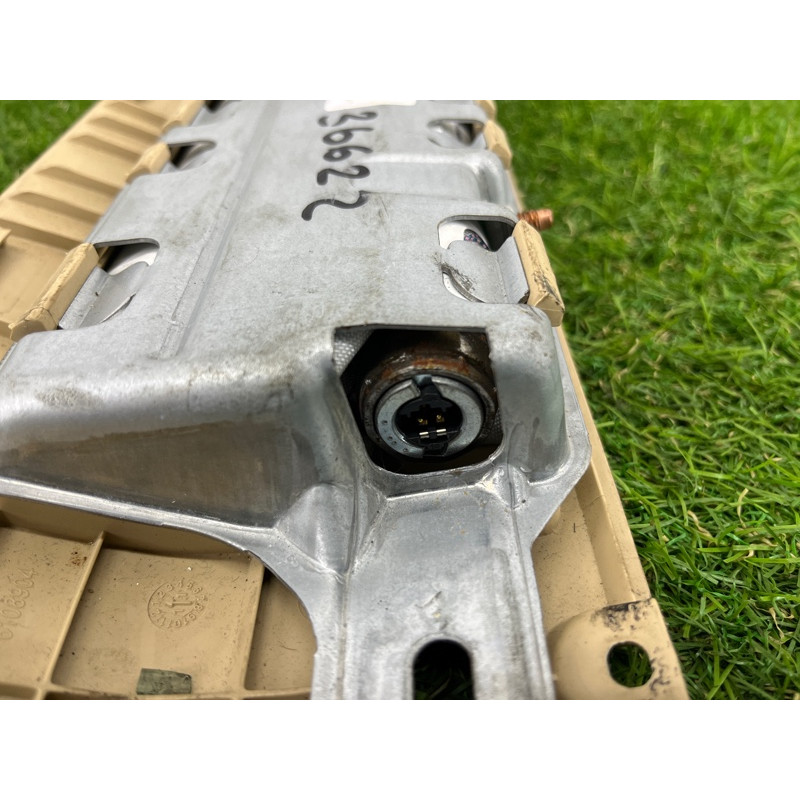 Airbag коленей (airbag/безопасность) BMW 5-series F10 2011 3.0 N55B30 72129181134