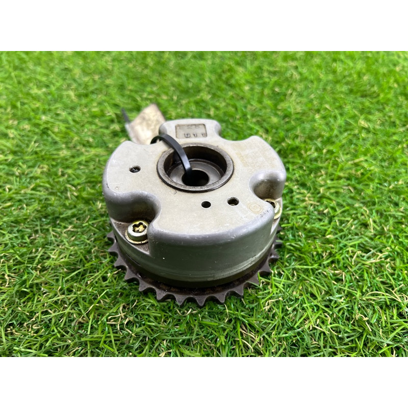 Регулятор фаз газораспределения (двигатель и элементы) Volkswagen Passat B7 2013 2.5 07k109083f