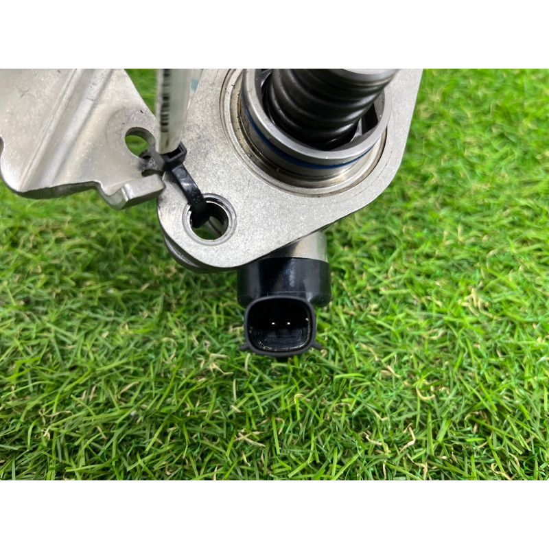 ТНВД (топливная система) Cadillac Xt5 1 2016 3.6 12673141