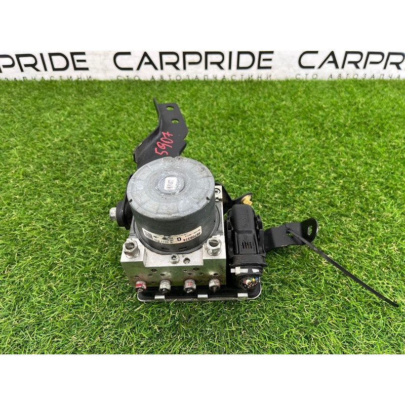 Блок abs (тормозная система) Mitsubishi Outlander GF 2017 2.4 4670b374