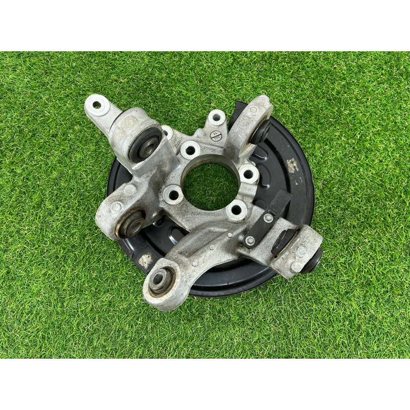 Цапфа подвески (подвеска) Ford Explorer MK5 3.7 DB5Z5B759A