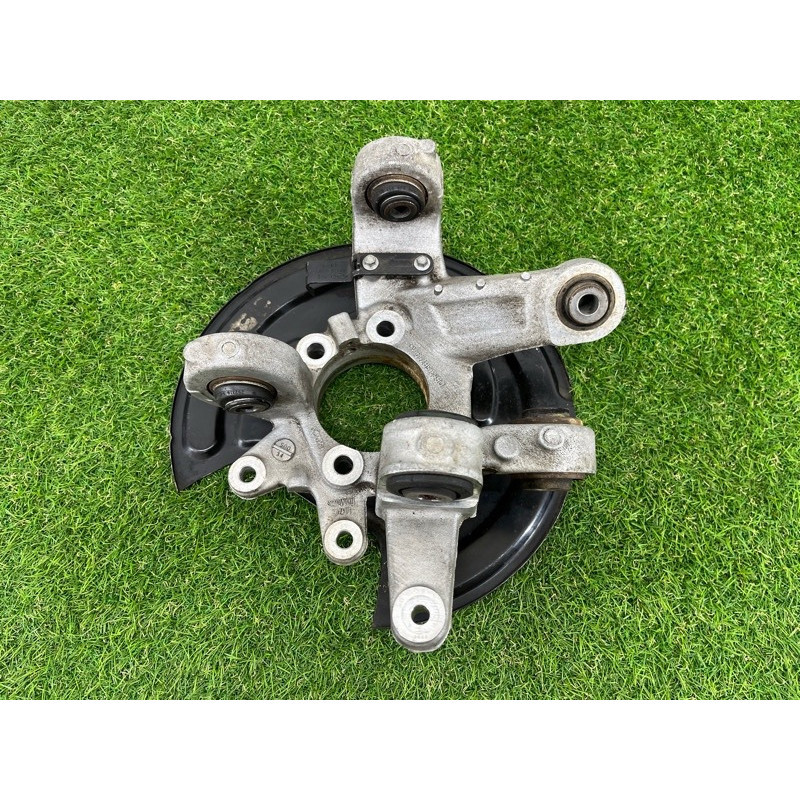 Цапфа подвески (подвеска) Ford Explorer MK5 3.7 DB5Z5B759A