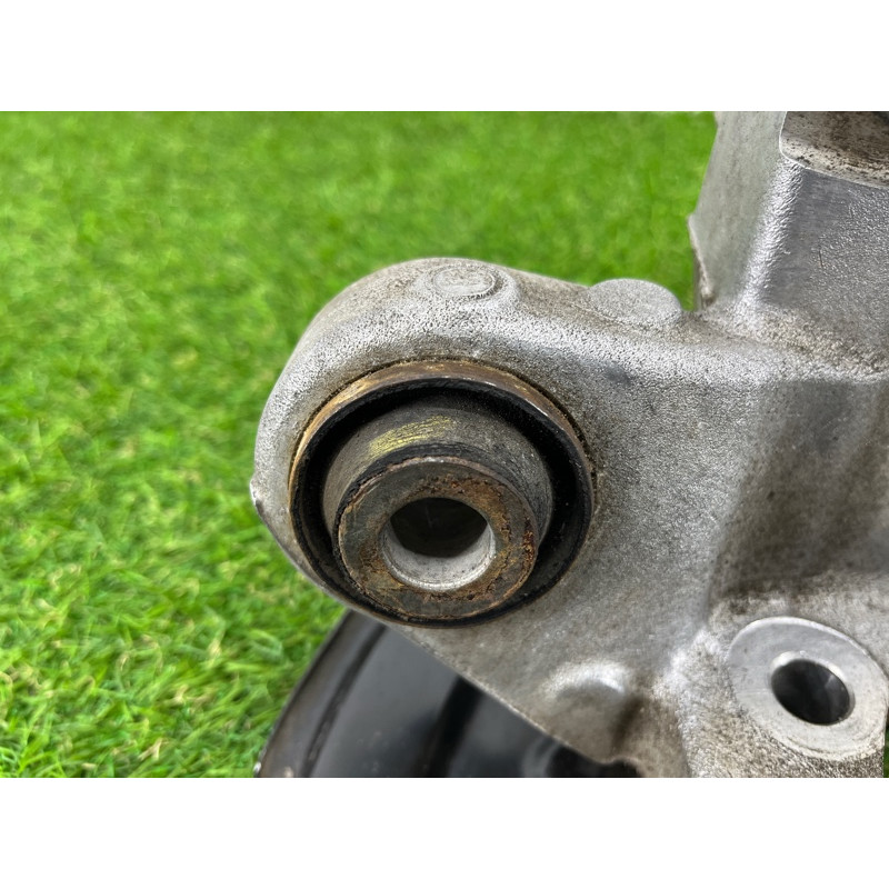 Цапфа подвески (подвеска) Ford Explorer MK5 3.7 DB5Z5B759A