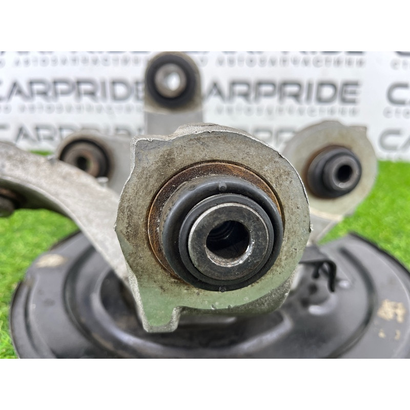 Цапфа подвески (подвеска) Ford Explorer MK5 3.7 DB5Z5B759A