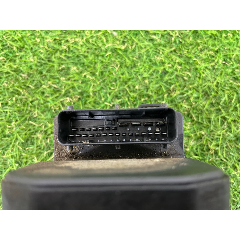 Блок abs (тормозная система) Nissan Navara D22 2004 2.5 47660VK310