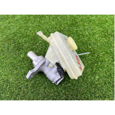 Главный тормозной цилиндр