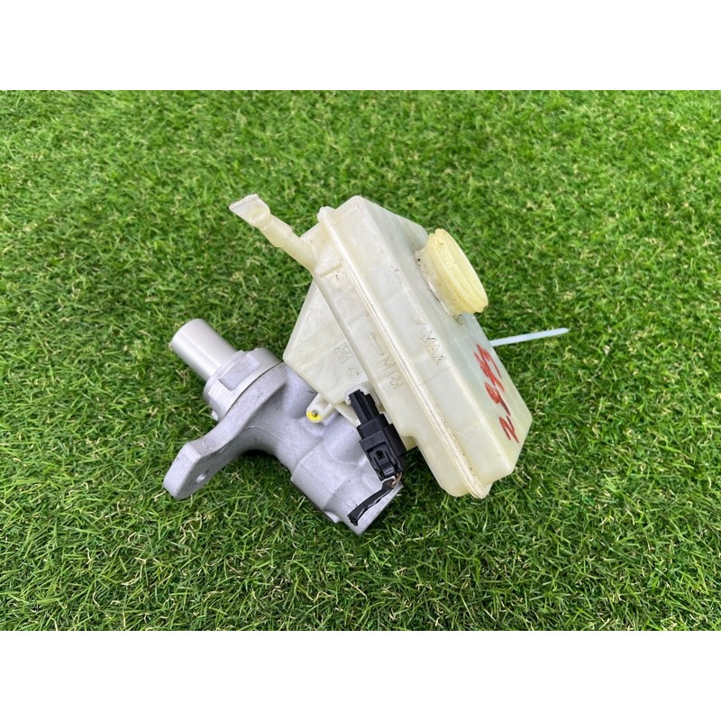 Главный тормозной цилиндр (тормозная система) BMW X3 F25 2012 3.0 34336857872