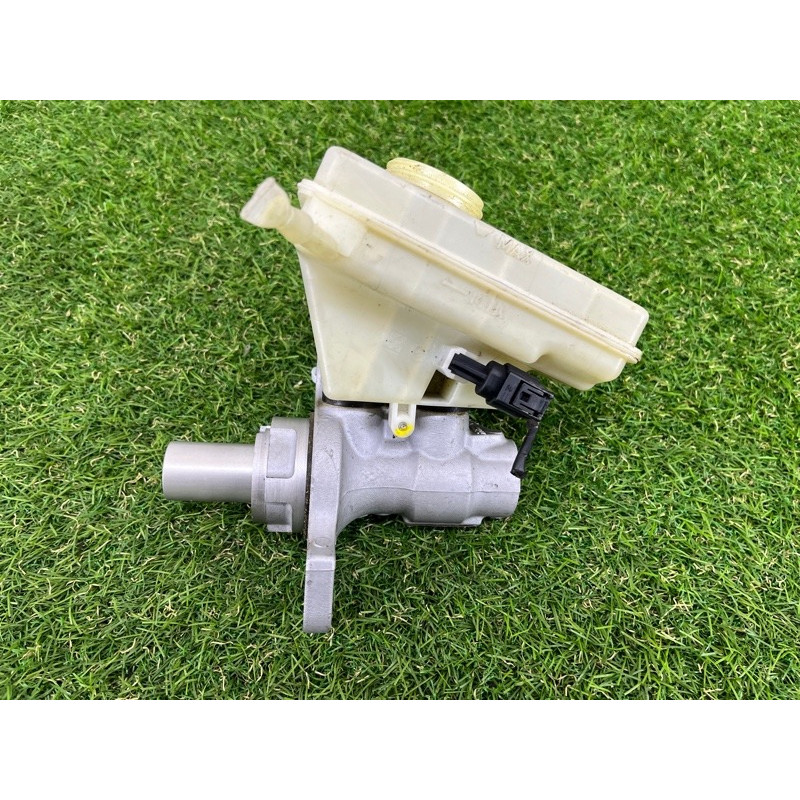 Главный тормозной цилиндр (тормозная система) BMW X3 F25 2012 3.0 34336857872