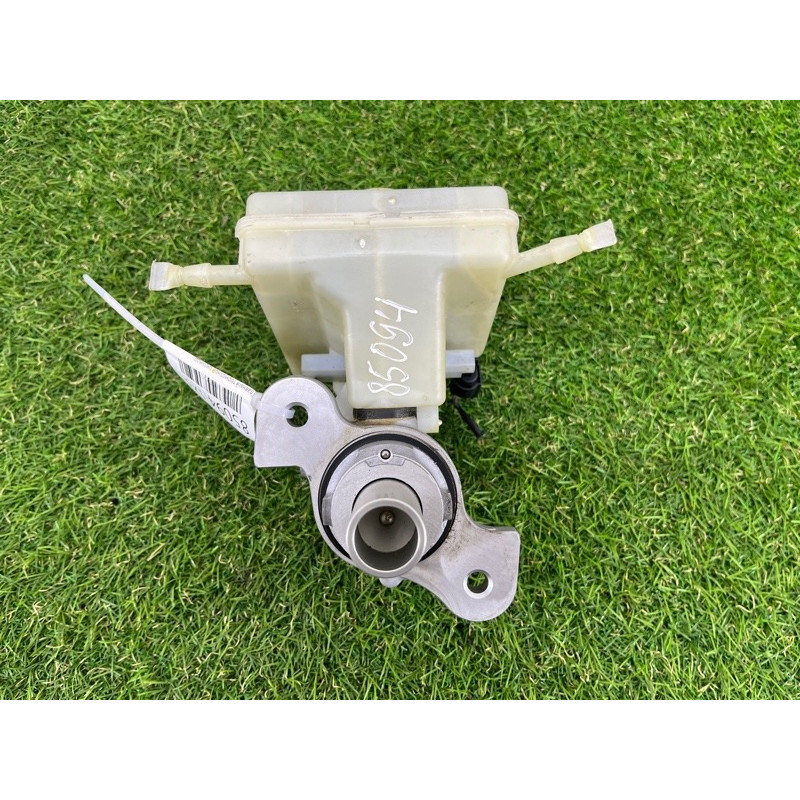 Главный тормозной цилиндр (тормозная система) BMW X3 F25 2012 3.0 34336857872