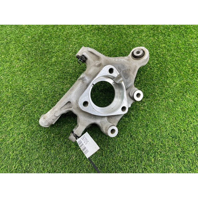 Цапфа подвески (подвеска) Opel Insignia B 2019 84196219