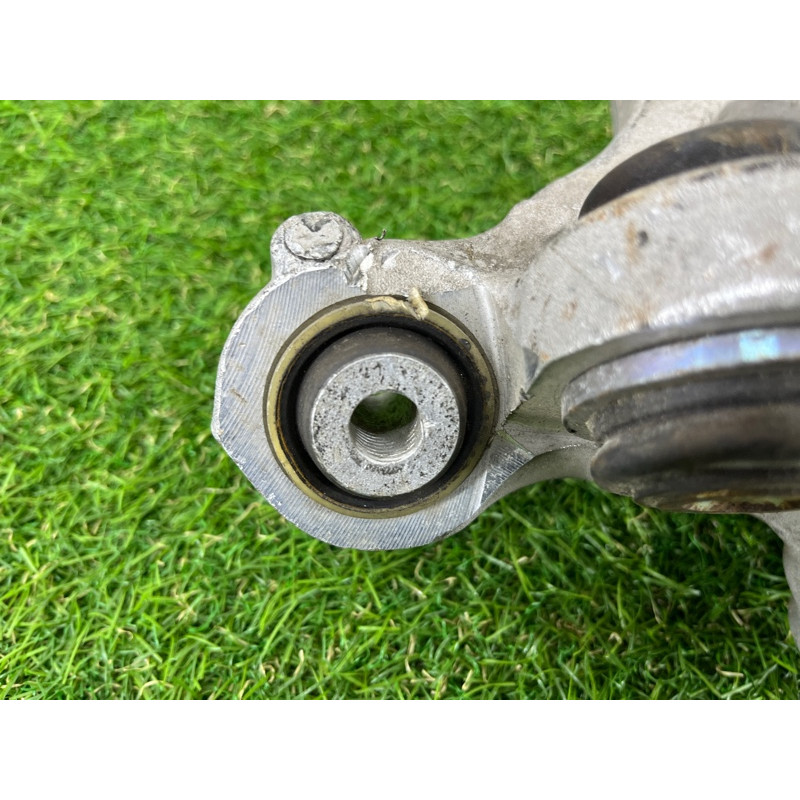 Цапфа подвески (подвеска) Opel Insignia B 2019 84196219