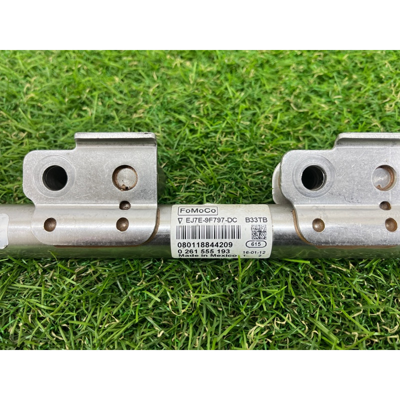 Топливная рампа (топливная система) Ford Mustang MK6 CJ5Z9D280A