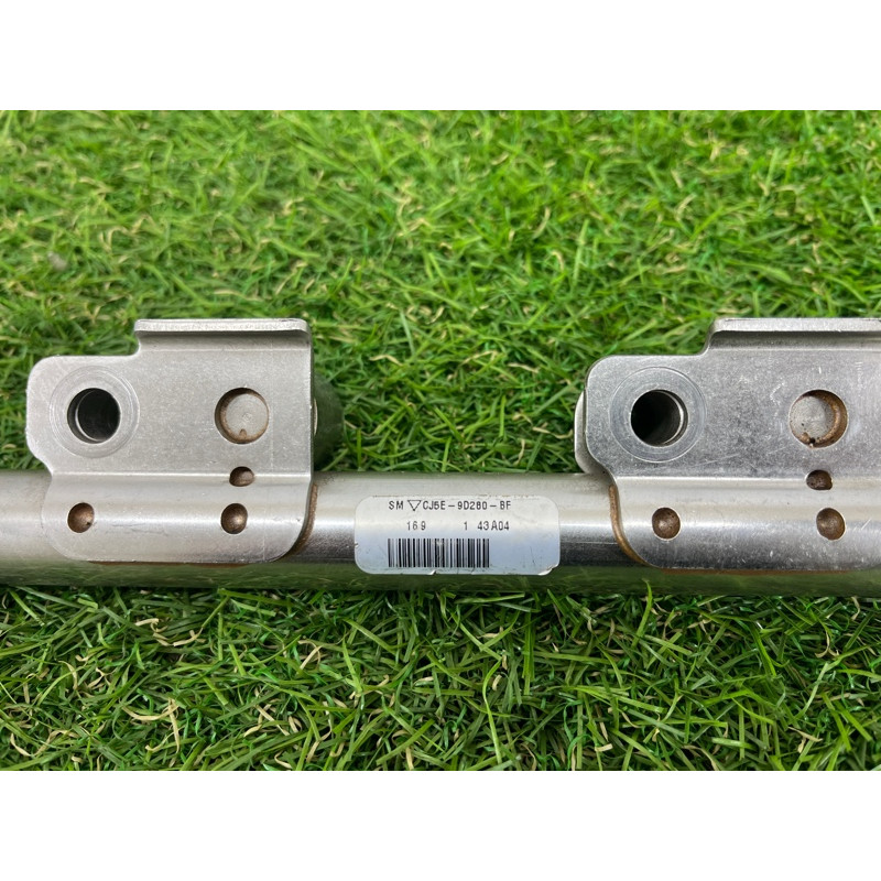 Топливная рампа (топливная система) Ford Mustang MK6 CJ5Z9D280A