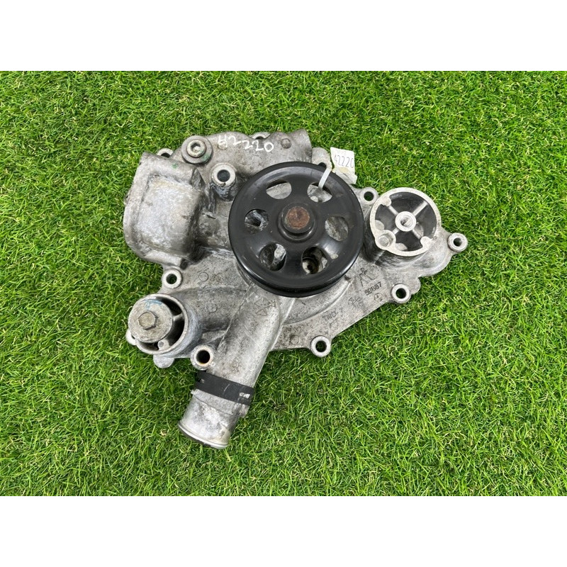 Помпа (система охлаждения) Dodge Durango WD 2015 5.7 HEMi 05038677aa