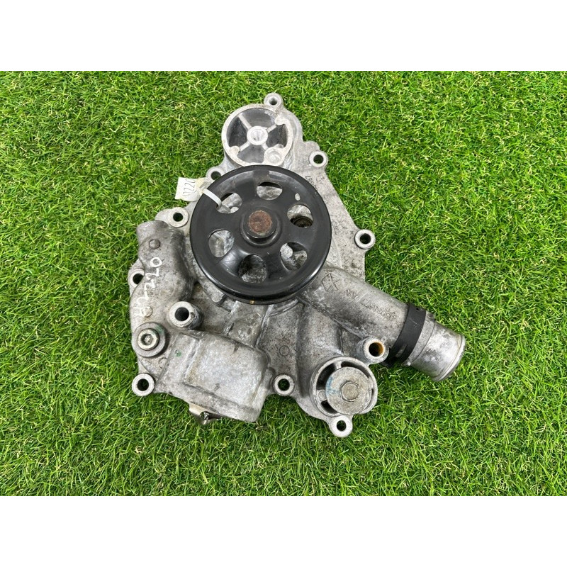 Помпа (система охлаждения) Dodge Durango WD 2015 5.7 HEMi 05038677aa