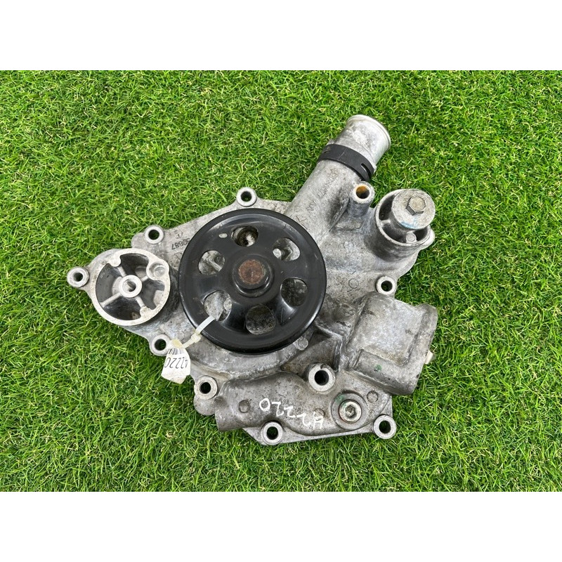 Помпа (система охлаждения) Dodge Durango WD 2015 5.7 HEMi 05038677aa