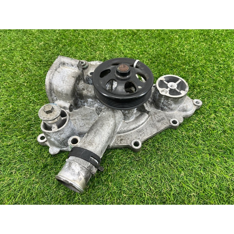 Помпа (система охлаждения) Dodge Durango WD 2015 5.7 HEMi 05038677aa