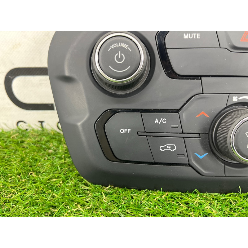 Блок управления климат-контролем (электрика / блок управления) Jeep Renegade BU 2020 2.4 6VN78LXHAA