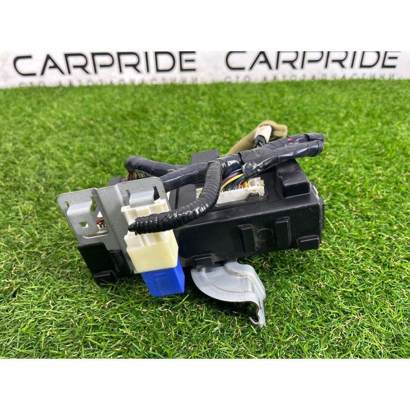 Блок комфорта (электрика / блок управления) Nissan Juke F15 2011 1.6 284b11km2a