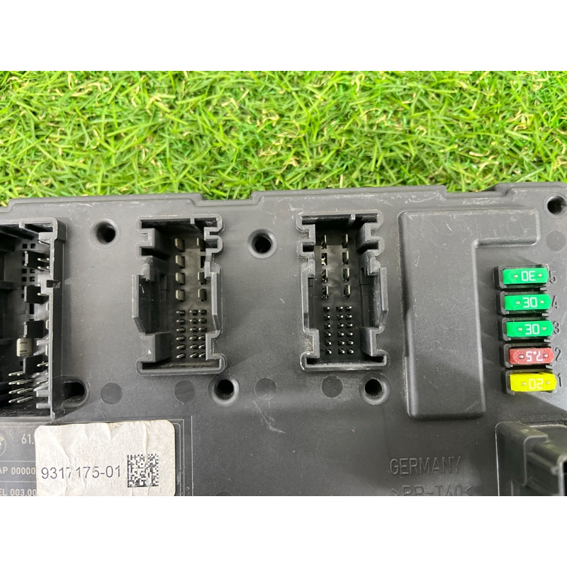 ЕБУ (електрика / блок управління) BMW 3-series F30 2013 N26B20 61359317175