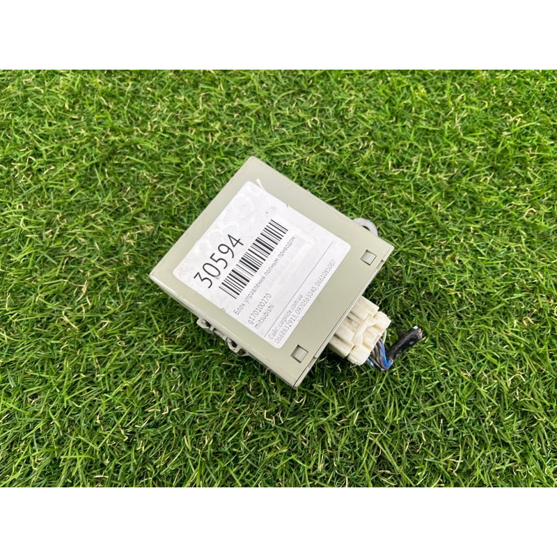 Блок управления полным приводом (электрика / блок управления) Mitsubishi Outlander XL CW 8631A417